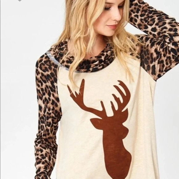 NWT Boutique leopard Animal print reindeer buck deer tunic cowl neck - Picture 1 of 13